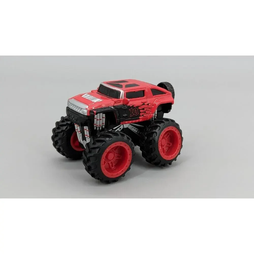 Maisto Diecast 4x4 Monster Trucks Black Road to the Grave & Red Dirt Demons 1/64